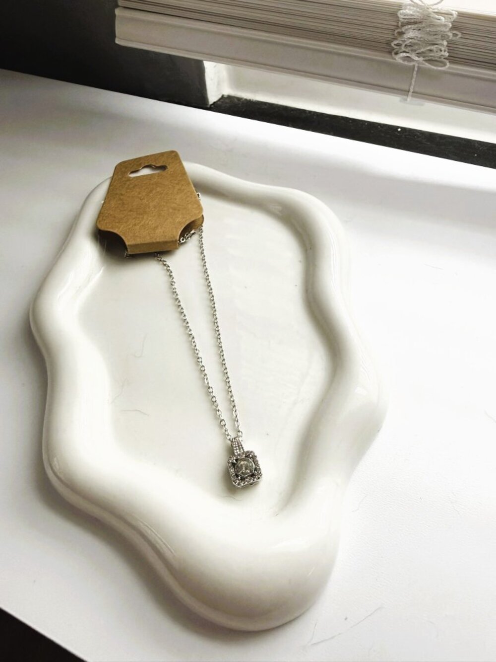 Amazon Halo Cushion Necklace